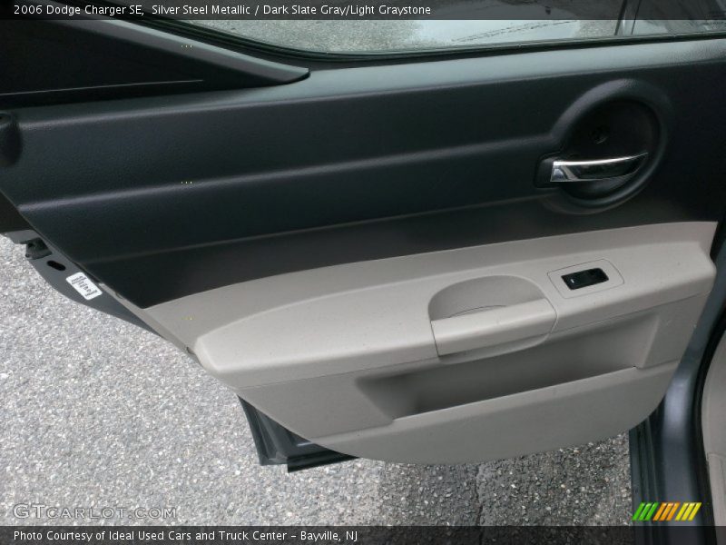 Silver Steel Metallic / Dark Slate Gray/Light Graystone 2006 Dodge Charger SE