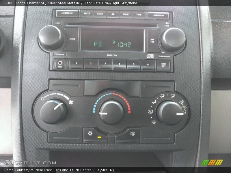 Silver Steel Metallic / Dark Slate Gray/Light Graystone 2006 Dodge Charger SE