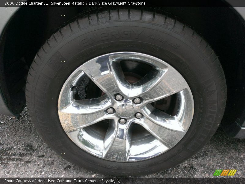 Silver Steel Metallic / Dark Slate Gray/Light Graystone 2006 Dodge Charger SE