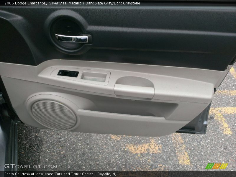 Silver Steel Metallic / Dark Slate Gray/Light Graystone 2006 Dodge Charger SE