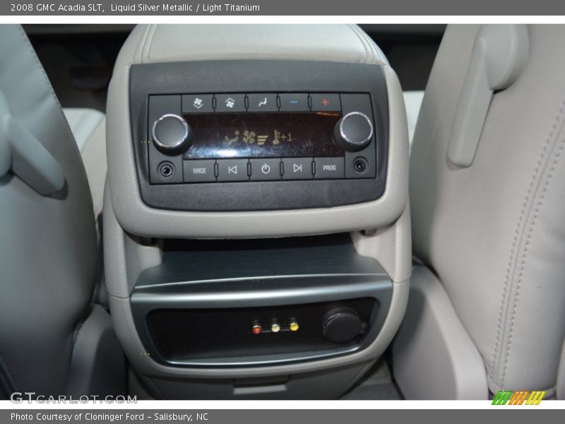 Controls of 2008 Acadia SLT