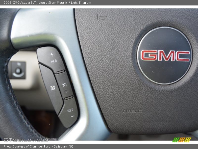 Controls of 2008 Acadia SLT