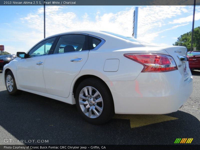 Pearl White / Charcoal 2013 Nissan Altima 2.5 S