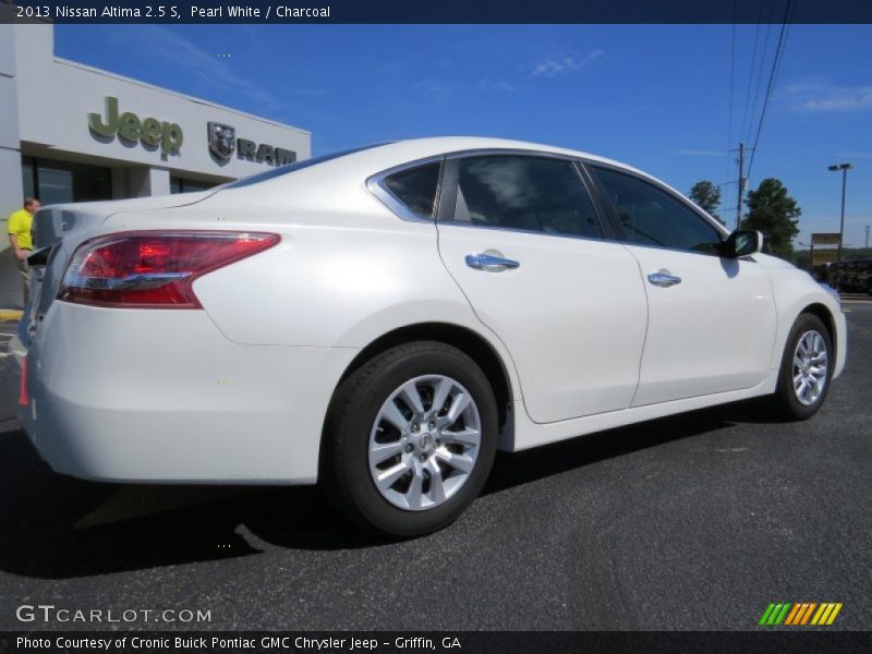 Pearl White / Charcoal 2013 Nissan Altima 2.5 S