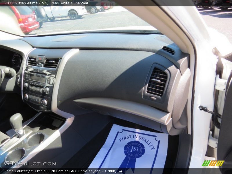 Pearl White / Charcoal 2013 Nissan Altima 2.5 S