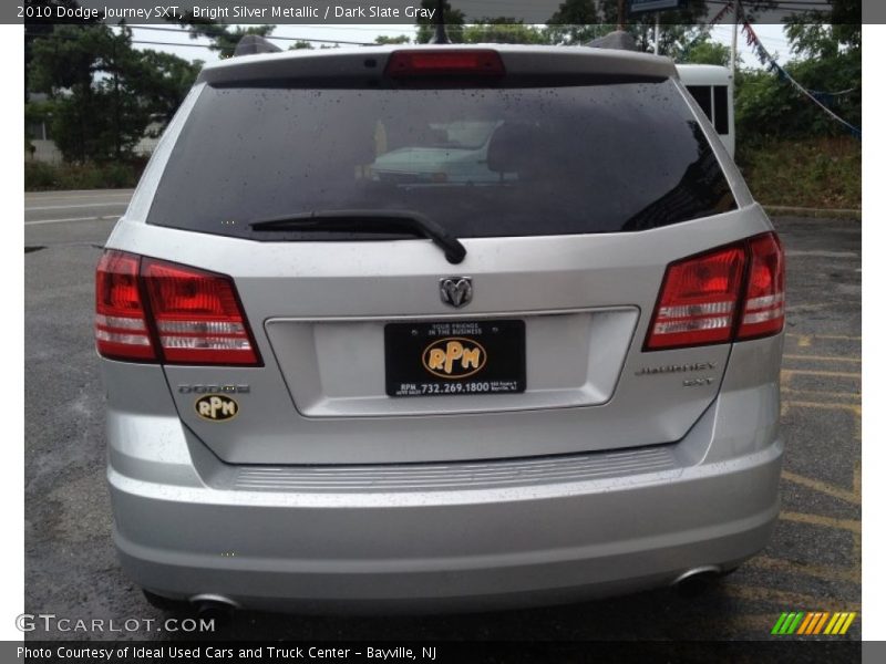 Bright Silver Metallic / Dark Slate Gray 2010 Dodge Journey SXT