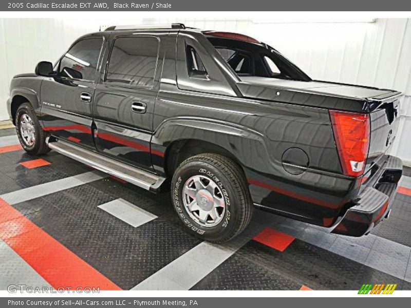 Black Raven / Shale 2005 Cadillac Escalade EXT AWD
