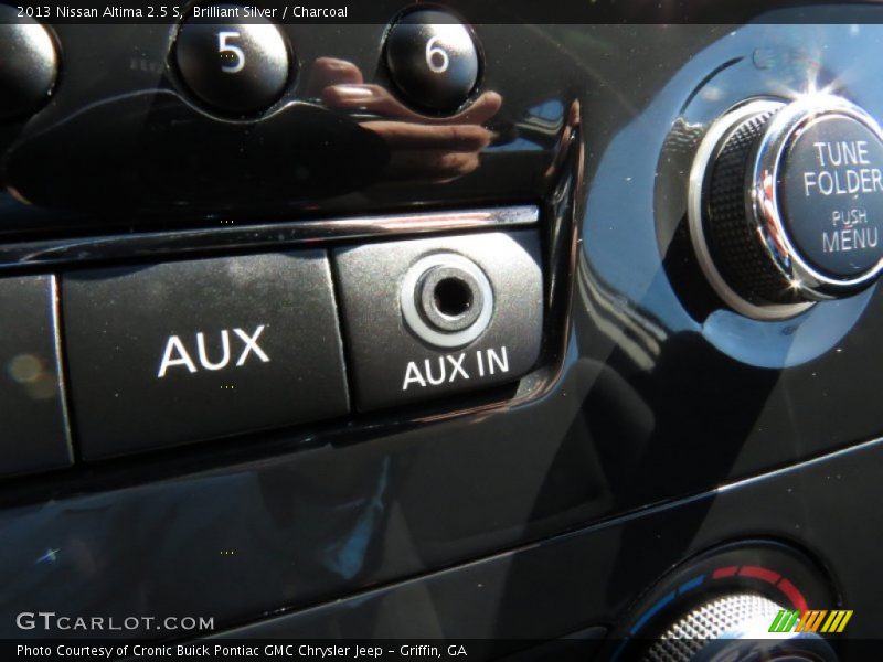 Brilliant Silver / Charcoal 2013 Nissan Altima 2.5 S