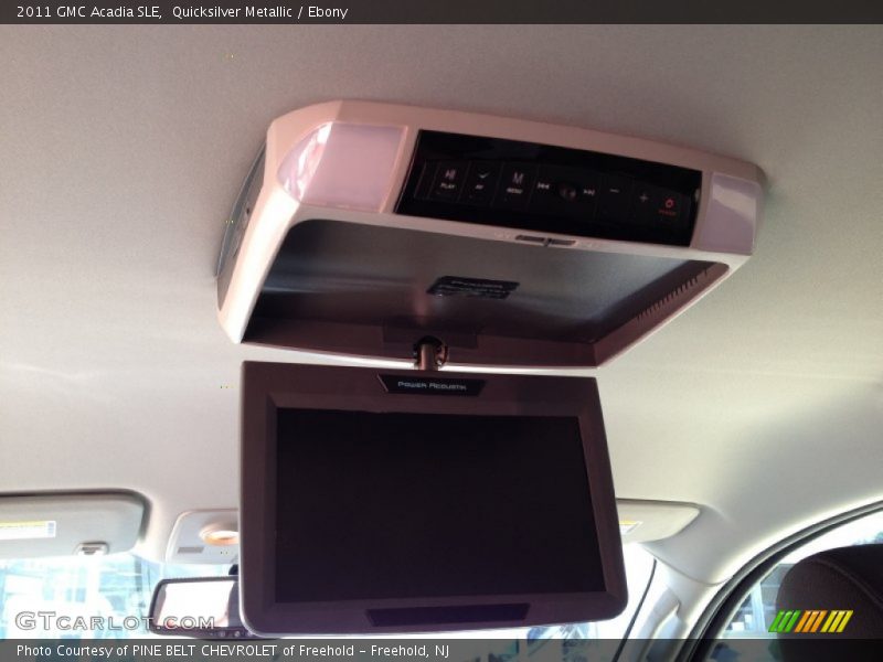 Quicksilver Metallic / Ebony 2011 GMC Acadia SLE