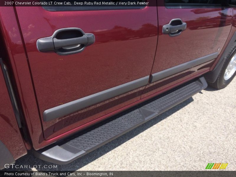 Deep Ruby Red Metallic / Very Dark Pewter 2007 Chevrolet Colorado LT Crew Cab