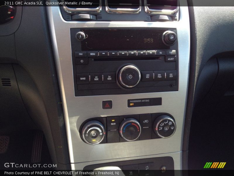 Quicksilver Metallic / Ebony 2011 GMC Acadia SLE