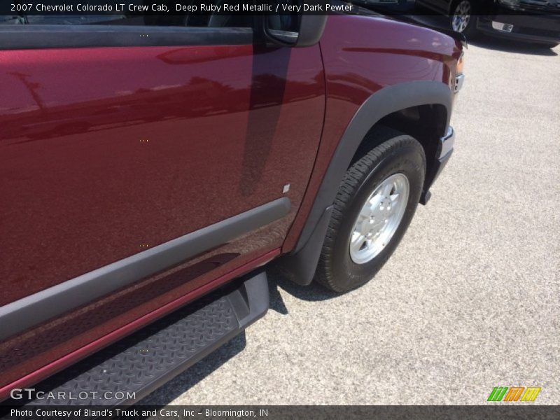 Deep Ruby Red Metallic / Very Dark Pewter 2007 Chevrolet Colorado LT Crew Cab