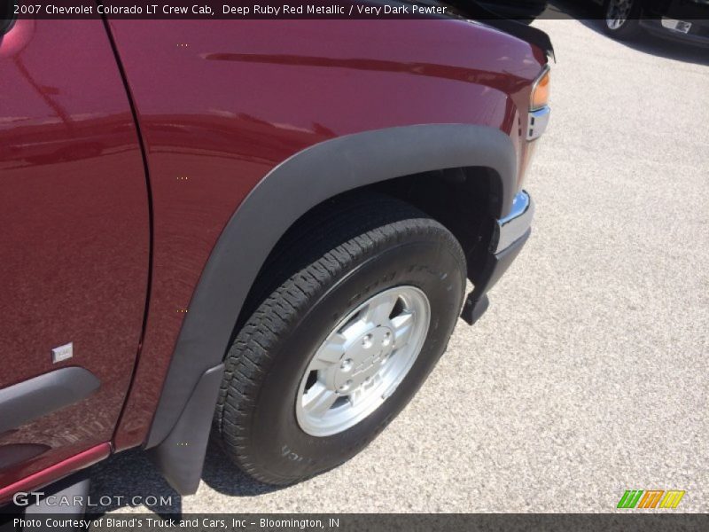 Deep Ruby Red Metallic / Very Dark Pewter 2007 Chevrolet Colorado LT Crew Cab