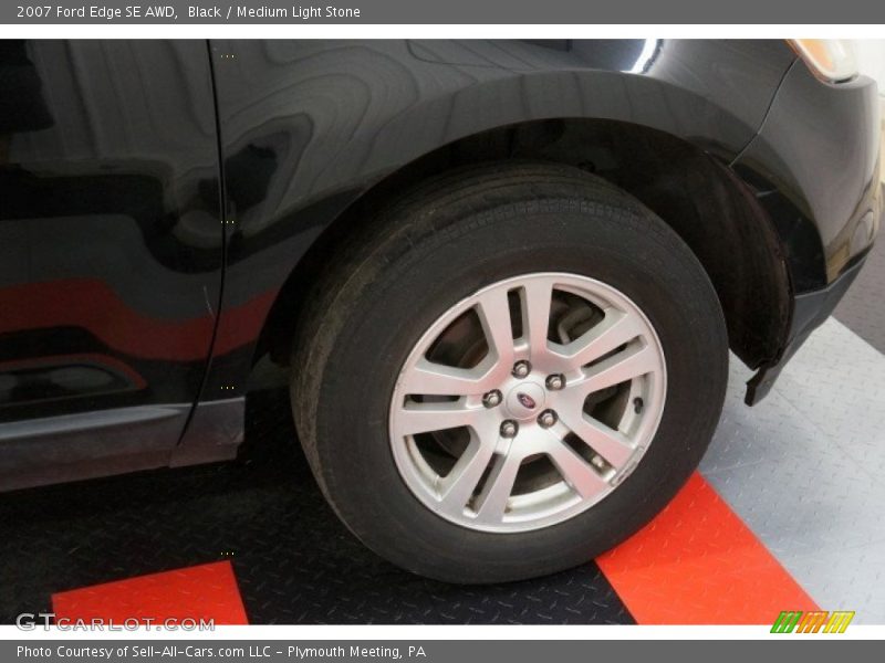 Black / Medium Light Stone 2007 Ford Edge SE AWD
