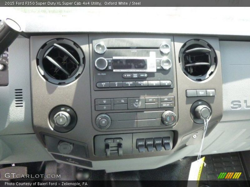 Oxford White / Steel 2015 Ford F350 Super Duty XL Super Cab 4x4 Utility