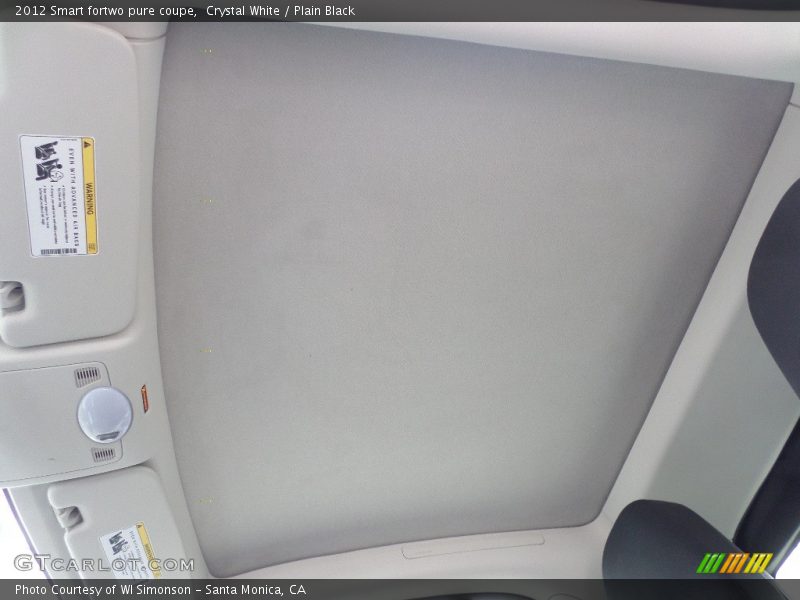 Crystal White / Plain Black 2012 Smart fortwo pure coupe
