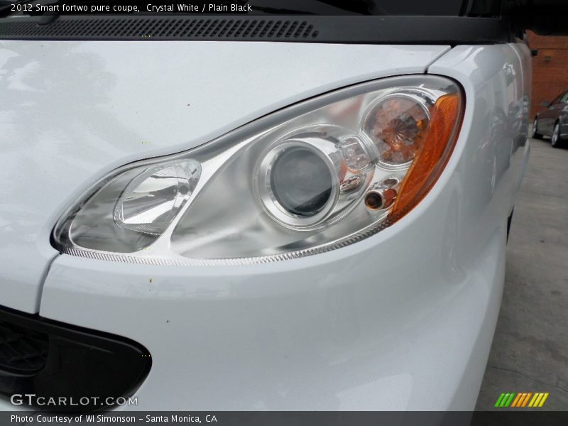 Crystal White / Plain Black 2012 Smart fortwo pure coupe