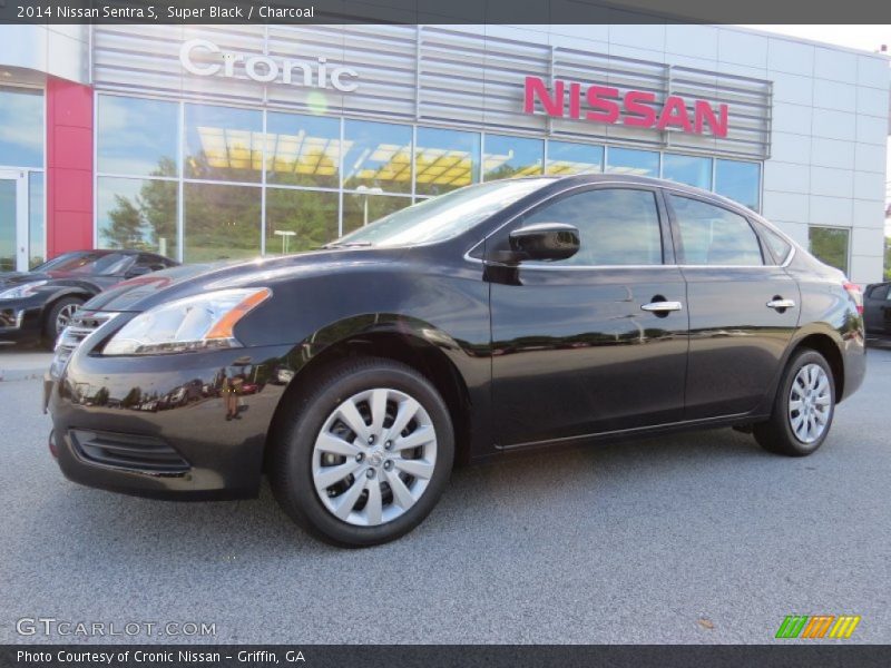 Super Black / Charcoal 2014 Nissan Sentra S