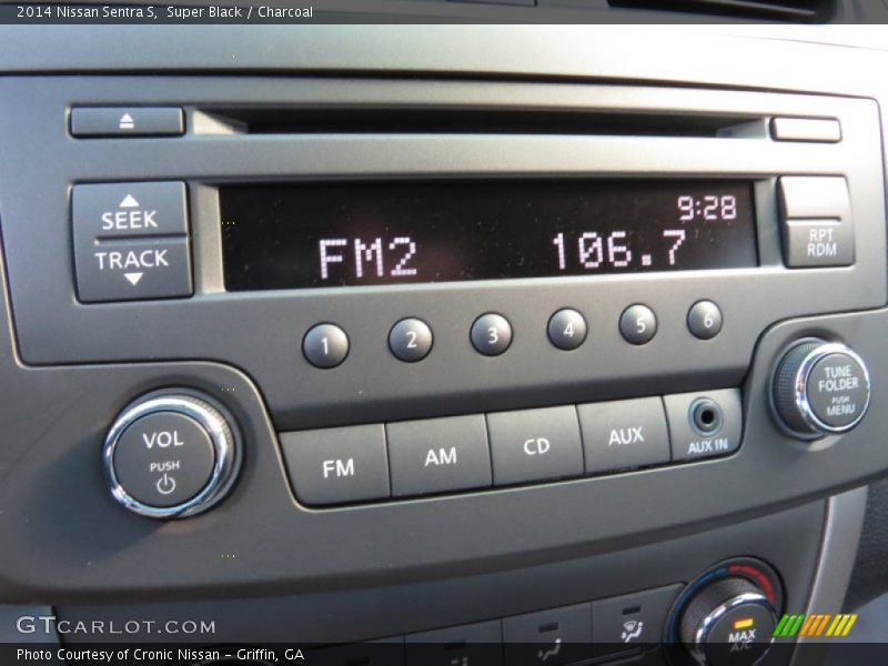 Super Black / Charcoal 2014 Nissan Sentra S