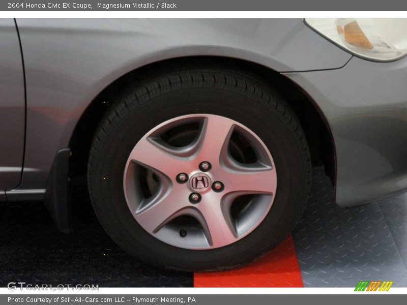 Magnesium Metallic / Black 2004 Honda Civic EX Coupe