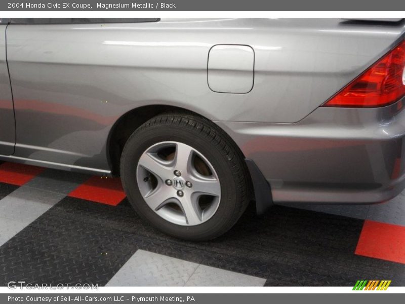 Magnesium Metallic / Black 2004 Honda Civic EX Coupe