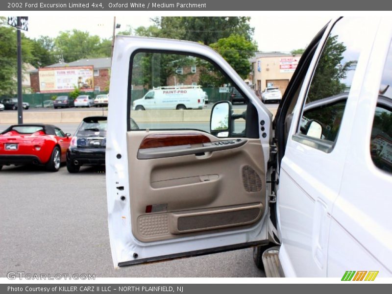 Oxford White / Medium Parchment 2002 Ford Excursion Limited 4x4