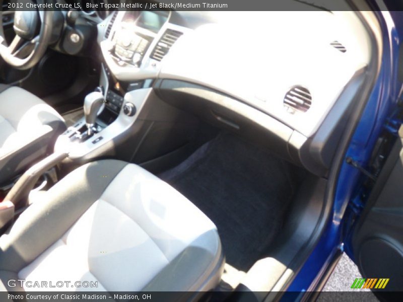 Blue Topaz Metallic / Jet Black/Medium Titanium 2012 Chevrolet Cruze LS