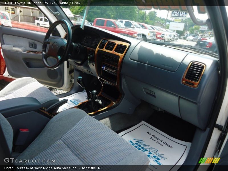 White / Gray 1998 Toyota 4Runner SR5 4x4