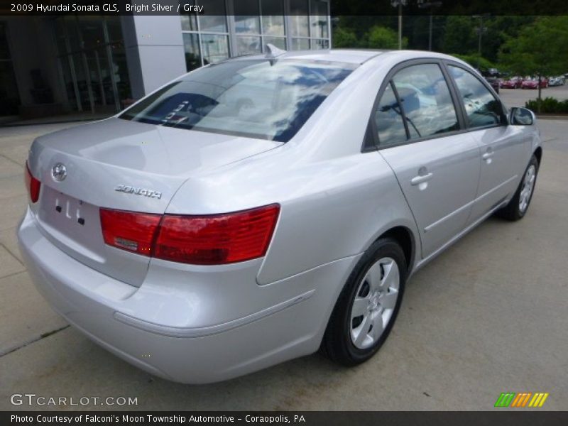 Bright Silver / Gray 2009 Hyundai Sonata GLS