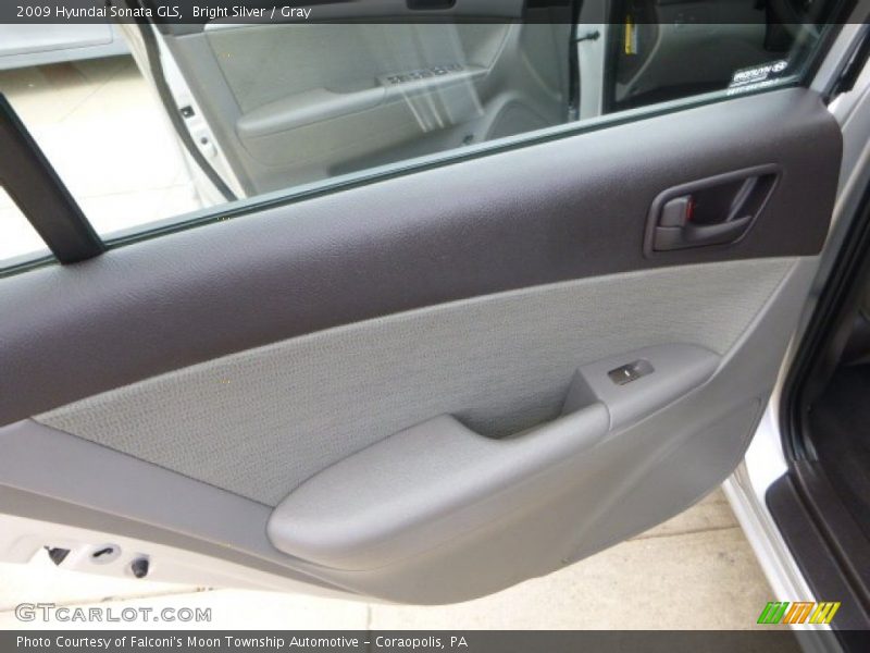 Bright Silver / Gray 2009 Hyundai Sonata GLS