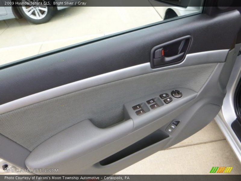 Bright Silver / Gray 2009 Hyundai Sonata GLS