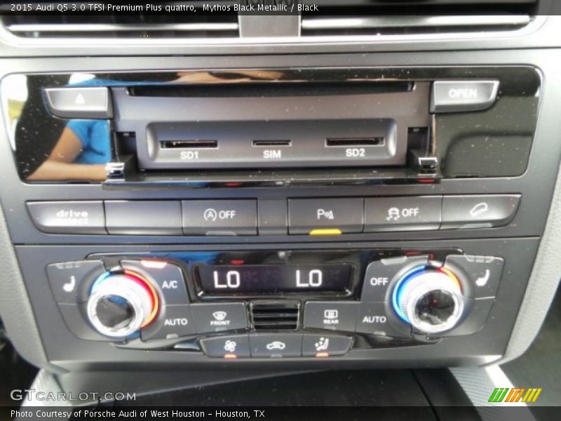 Controls of 2015 Q5 3.0 TFSI Premium Plus quattro