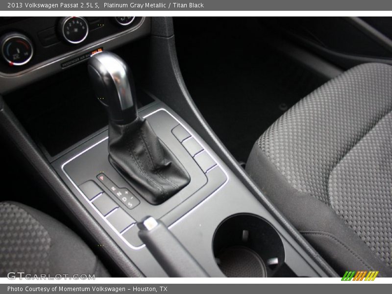 Platinum Gray Metallic / Titan Black 2013 Volkswagen Passat 2.5L S