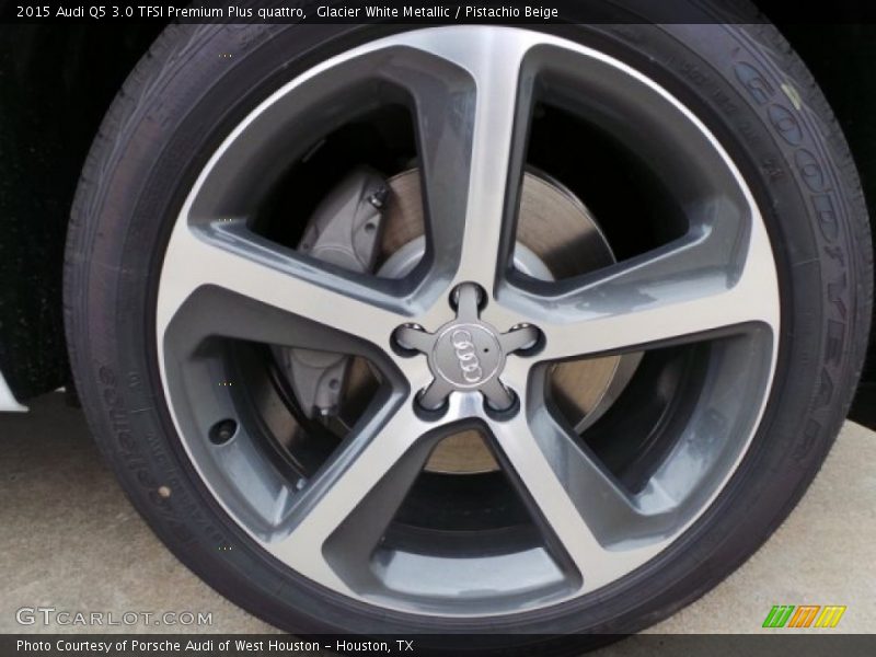  2015 Q5 3.0 TFSI Premium Plus quattro Wheel