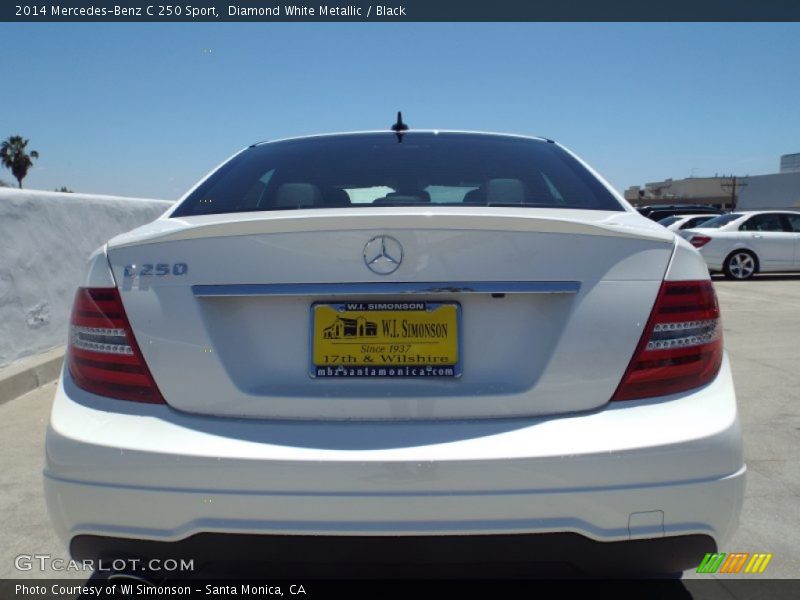 Diamond White Metallic / Black 2014 Mercedes-Benz C 250 Sport