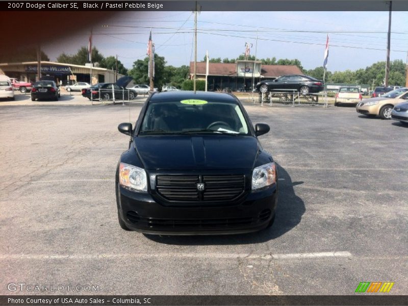 Black / Pastel Pebble Beige 2007 Dodge Caliber SE