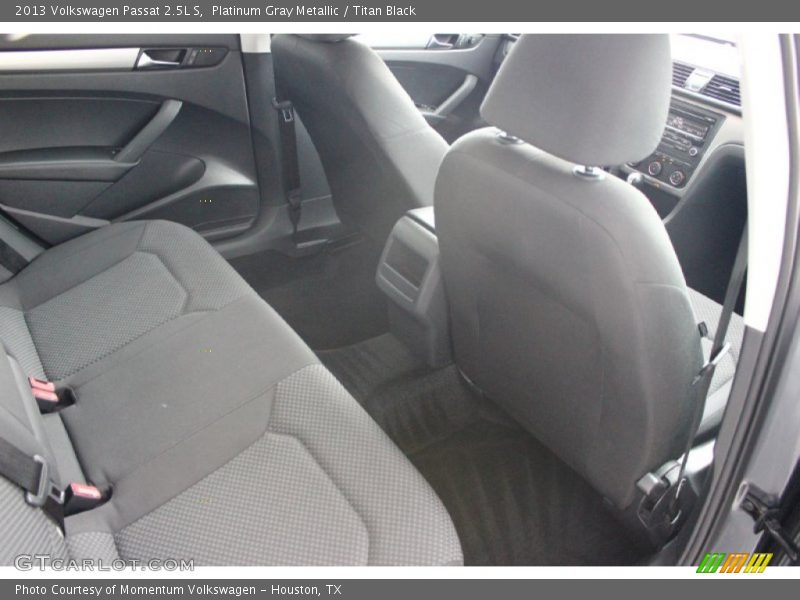 Platinum Gray Metallic / Titan Black 2013 Volkswagen Passat 2.5L S