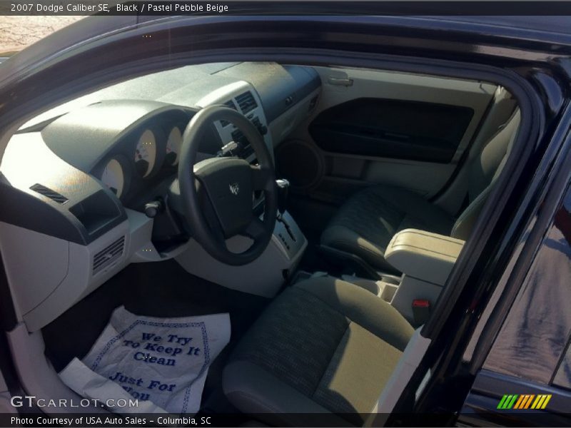 Black / Pastel Pebble Beige 2007 Dodge Caliber SE