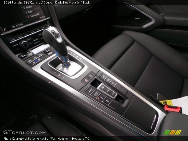 Controls of 2014 911 Carrera S Coupe