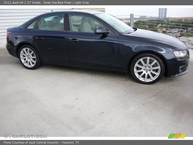  2011 A4 2.0T Sedan Deep Sea Blue Pearl