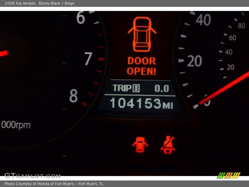 Ebony Black / Beige 2008 Kia Amanti