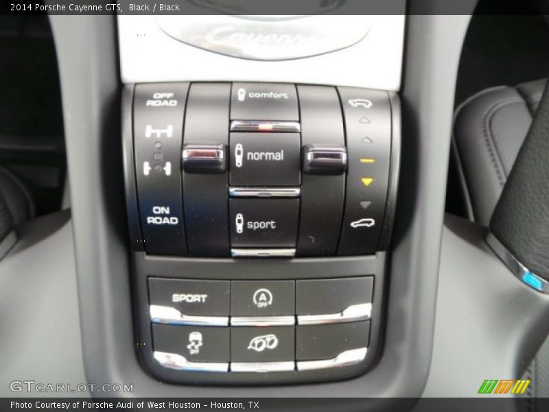 Controls of 2014 Cayenne GTS