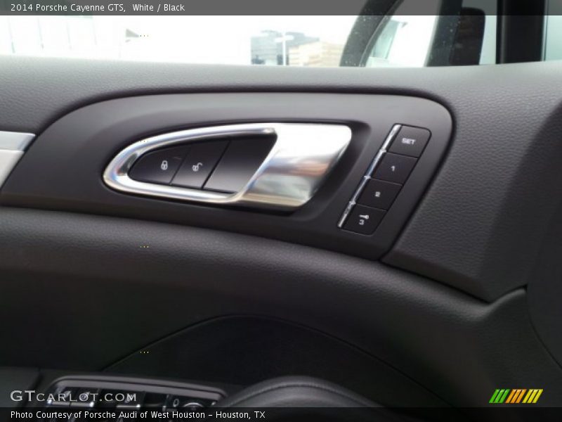 Controls of 2014 Cayenne GTS