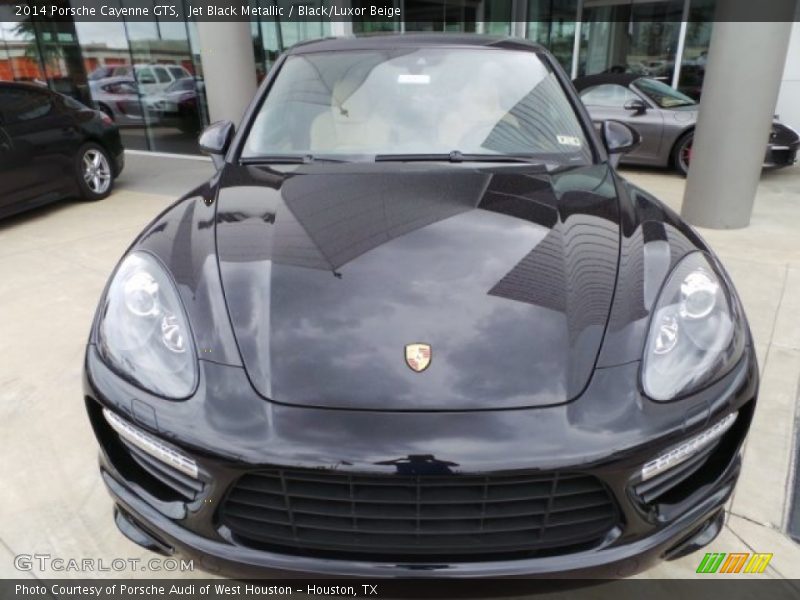 Jet Black Metallic / Black/Luxor Beige 2014 Porsche Cayenne GTS