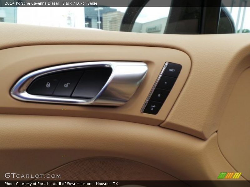 Black / Luxor Beige 2014 Porsche Cayenne Diesel