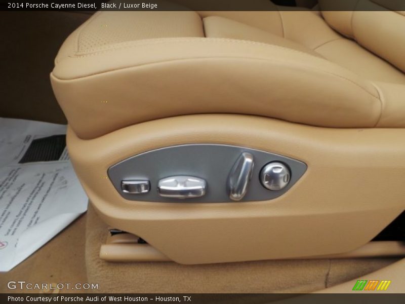 Black / Luxor Beige 2014 Porsche Cayenne Diesel