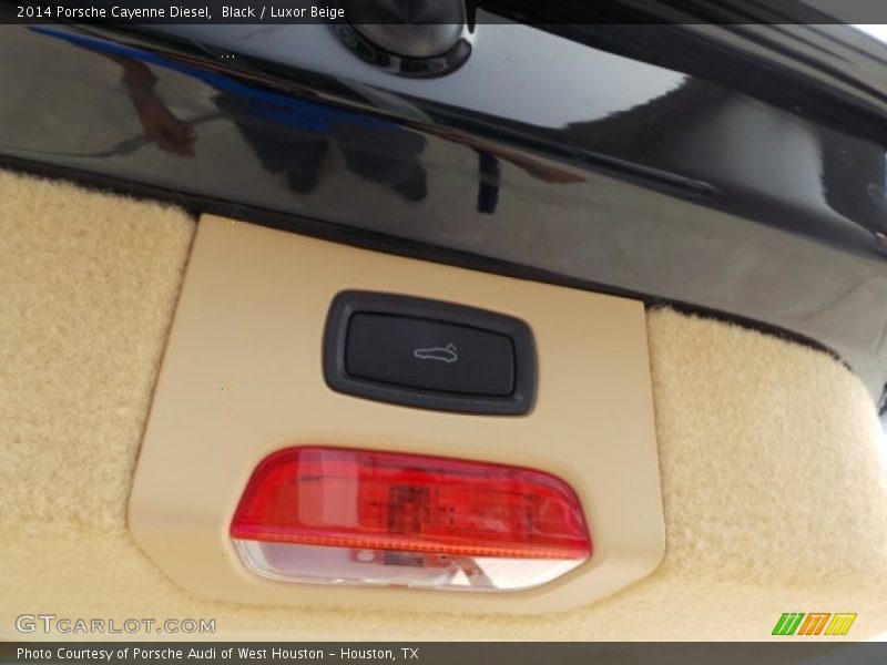 Black / Luxor Beige 2014 Porsche Cayenne Diesel
