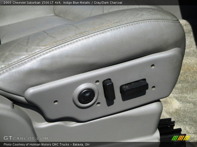 Indigo Blue Metallic / Gray/Dark Charcoal 2003 Chevrolet Suburban 1500 LT 4x4