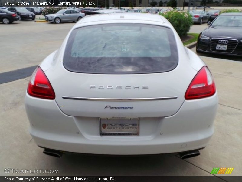 Carrara White / Black 2011 Porsche Panamera V6