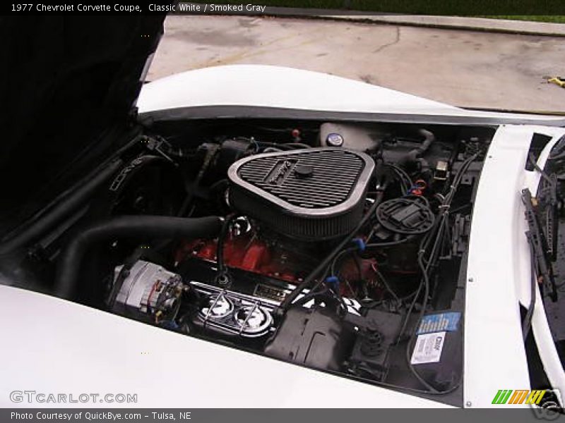 Classic White / Smoked Gray 1977 Chevrolet Corvette Coupe